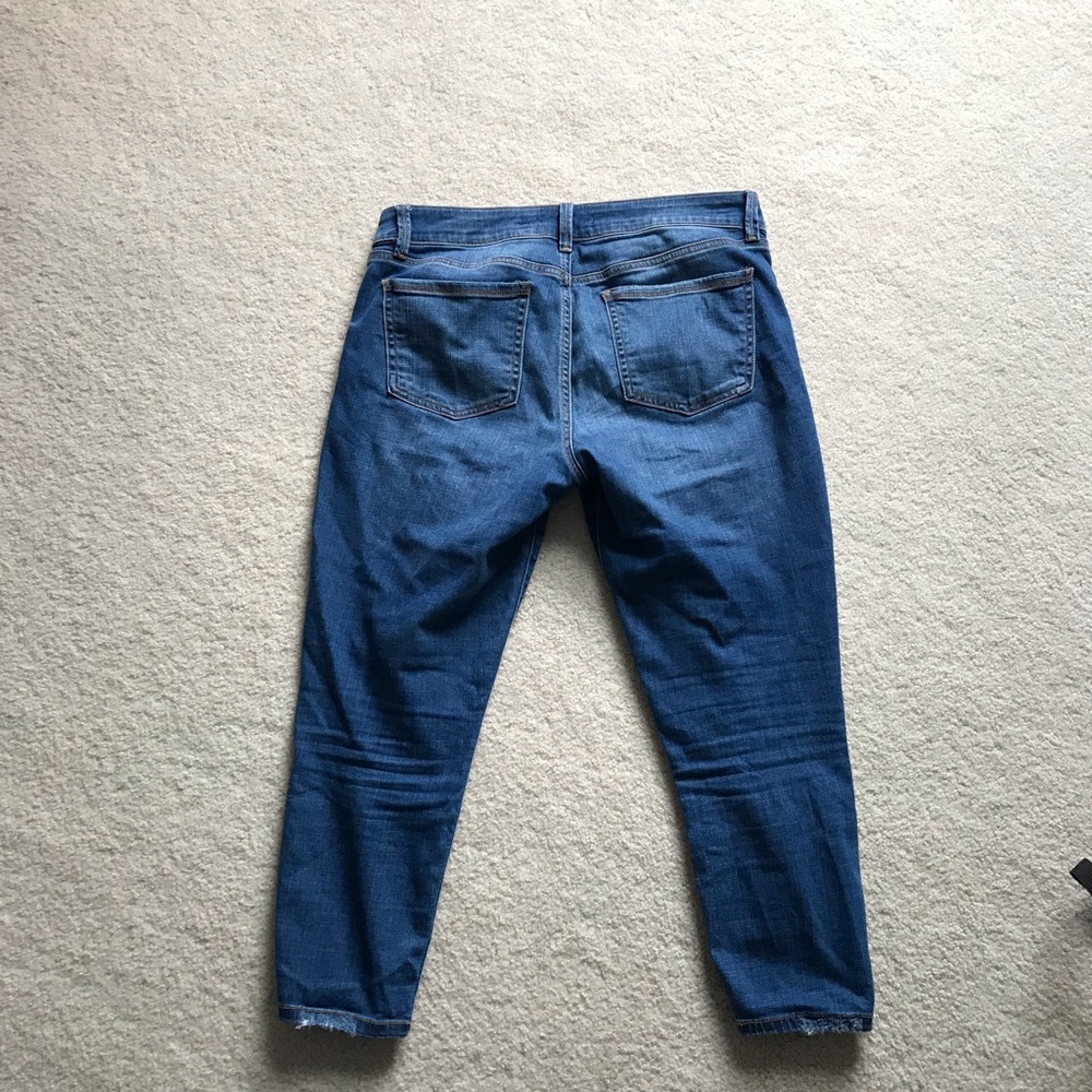 Distressed refuge boyfriend jeans